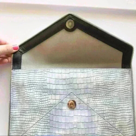 Rebecca Minkoff Leo Snakeskin Embossed Leather Clutch Light Periwinkle - Picture 3 of 10